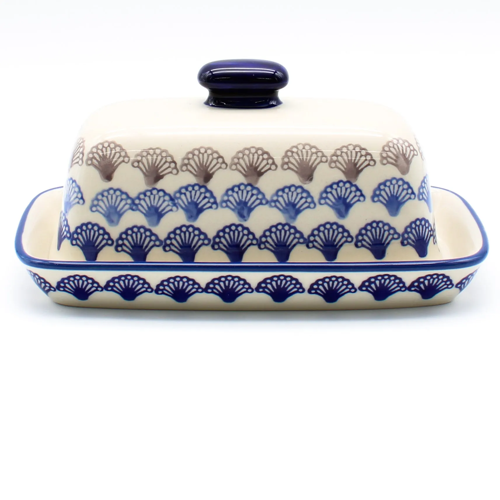 Butter Dish in Seashells