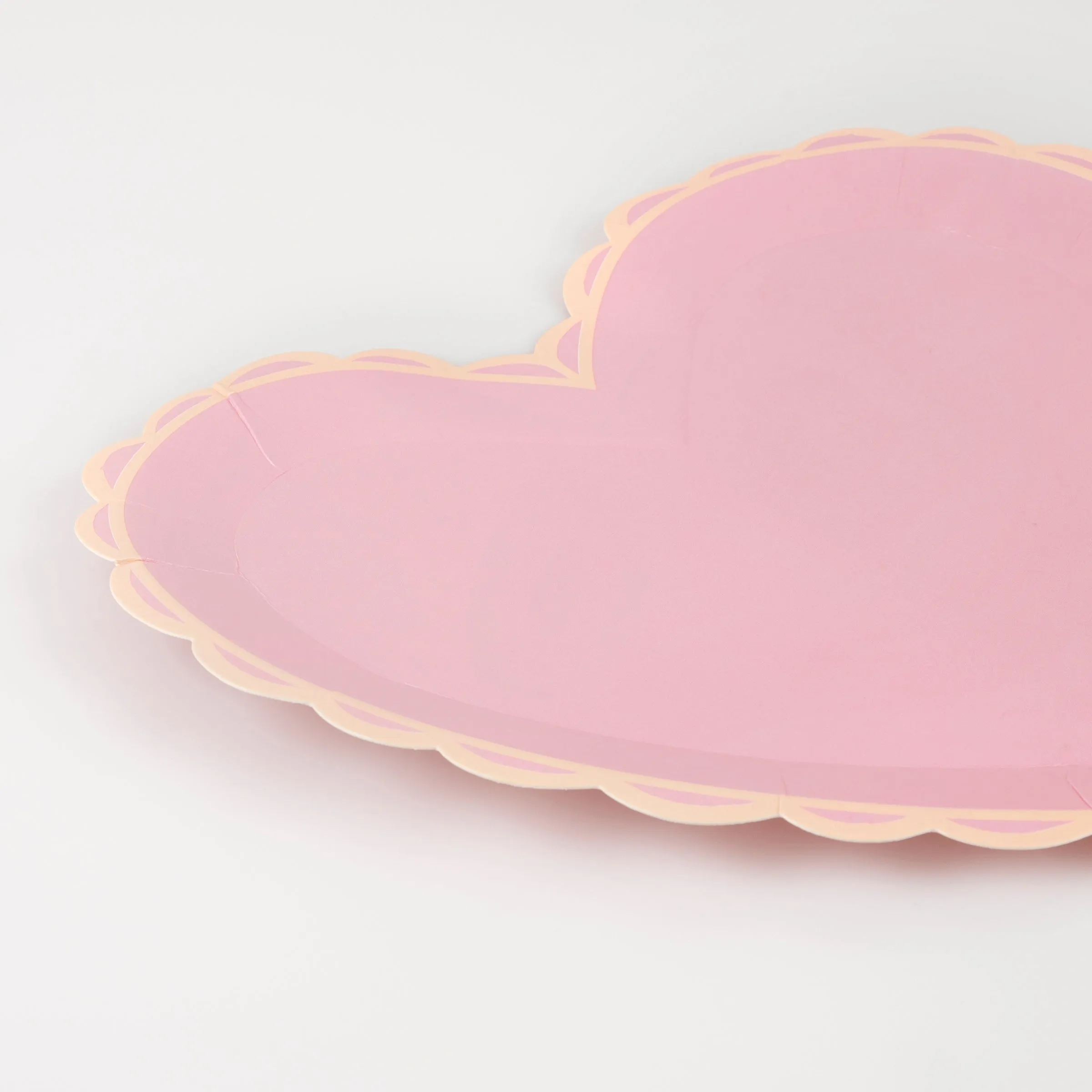 Pastel Heart Large Plates (x 8)
